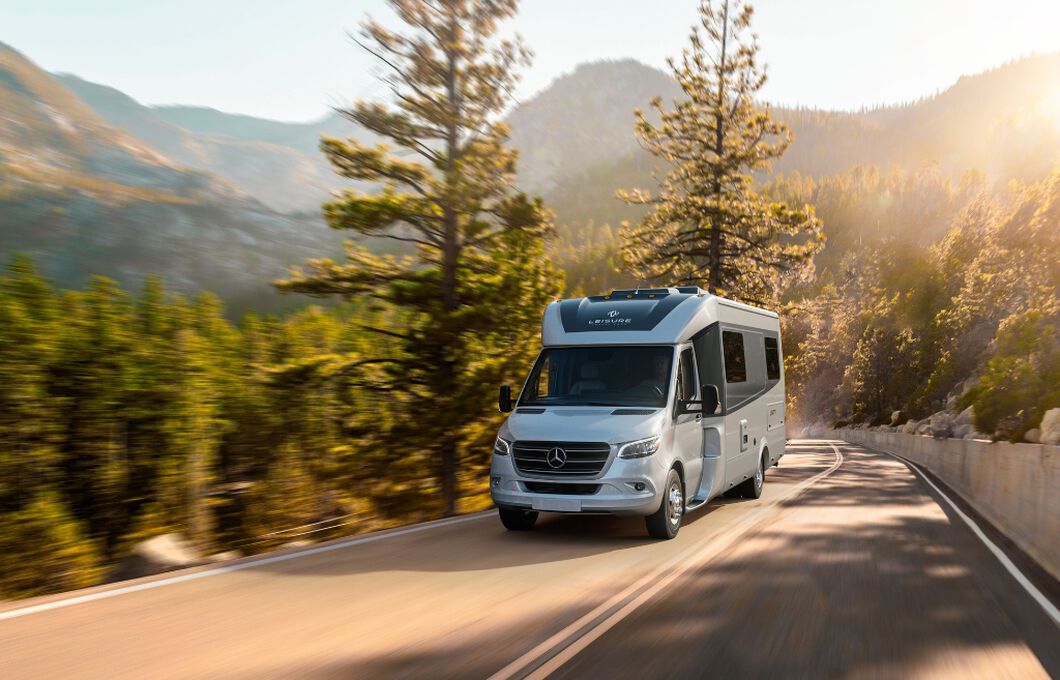 Class B+ Premium (Motorhome), , hi-res image number 3